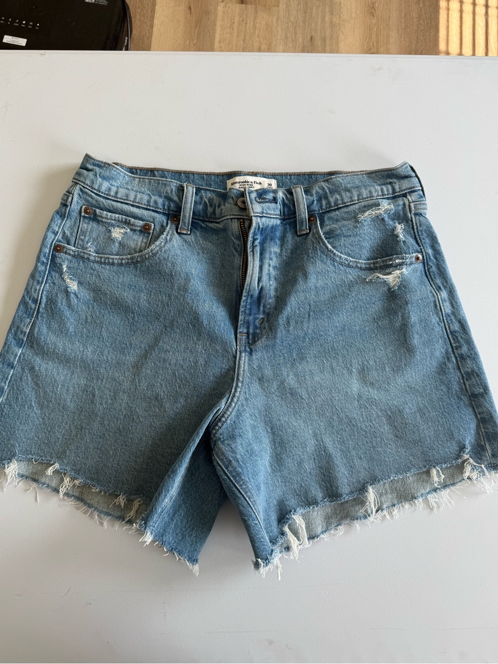Abercrombie & Fitch Light Blue Distressed Denim Cutoff Dad Shorts
